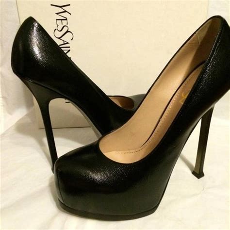 YSL Yves Saint Laurent Tribtoo Tribute Patent Platform Pump